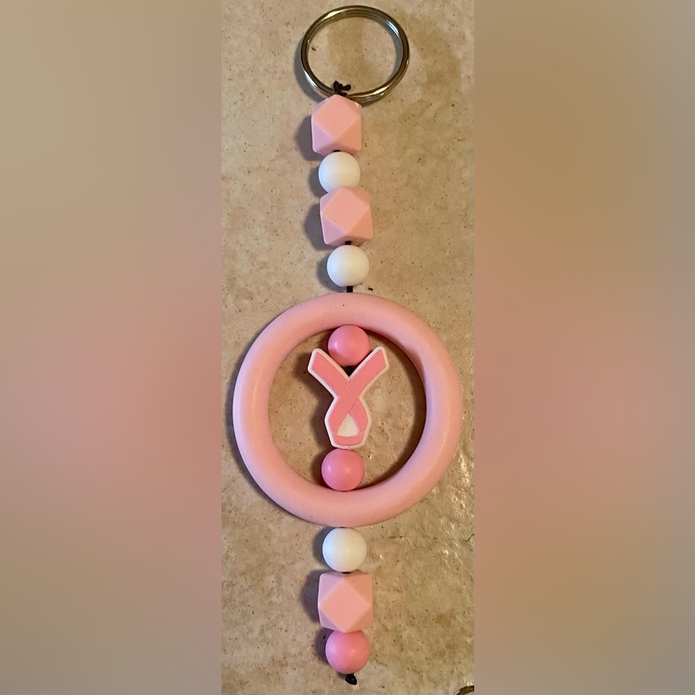 Breast Cancer Awareness Pink and White Beaded Keychain NWOT